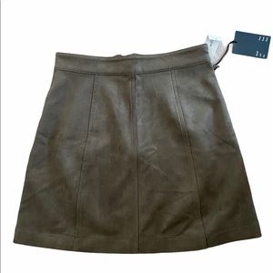 Wilfred Free Aritzia skirt